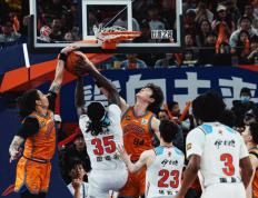 PG平台-新疆男篮引进外援，实力得到提升